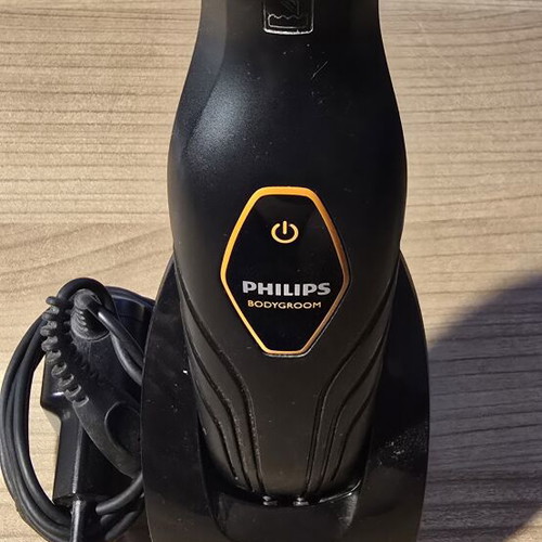 Philips BG2024 beard and body trimmer set