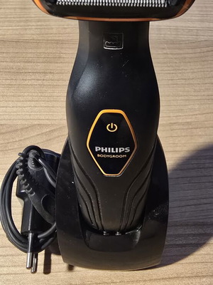 Philips BG2024 beard and body trimmer set