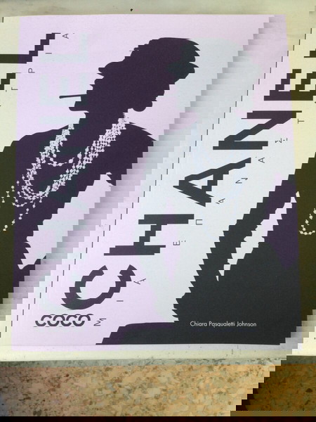Βιβλίο/Ένθετο "Coco Chanel : Μια Eπαναστάτρια" (από την "Καθημερινή") (2025)