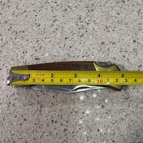 Folding knife used from the 1980s