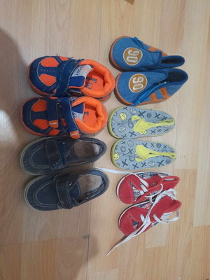 Children's slippers and shoes used, sizes 20-22, pack of 5