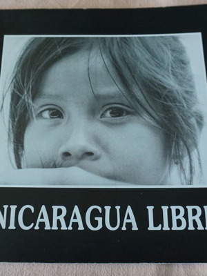 Nicaragua Libre συλλεκτικό φωτογραφικό άλμπουμ σαν καινούργιο