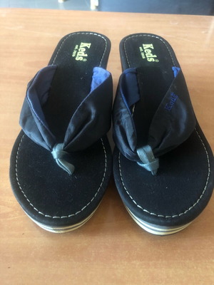 Branded women's slippers size 36 like new