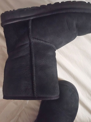 Ugg μπότες 39 μαύρες σαν καινούργιες