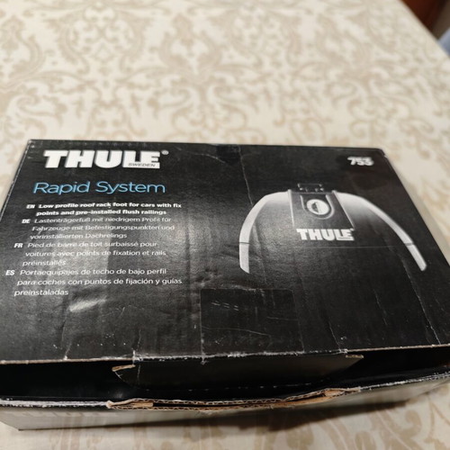 Thule 753 roof rack feet like new for Opel Corsa 2006 and other models