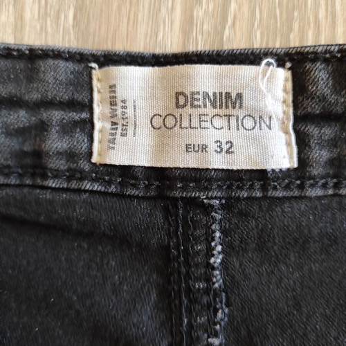 Tally Weijl Jeans Shorts Size 32 Like New, Black