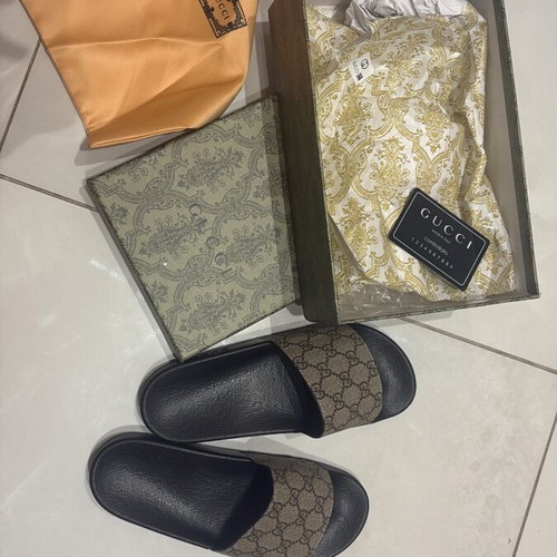 A.L.E. slippers new, size 40 black