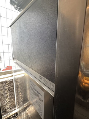 Brema CB 1565A-Q ice machine used, needs service