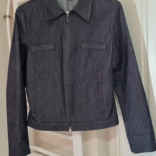 Zara denim jacket like new, women's