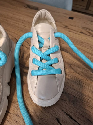AGL sneakers size 37 like new, beige, athletic