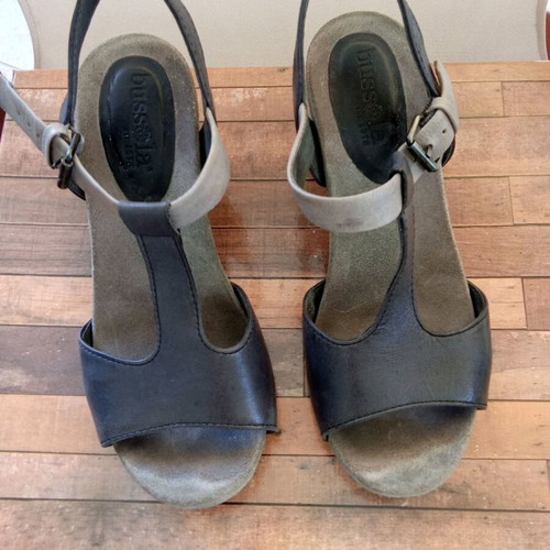 Bussola leather platform sandals used, gray size 36
