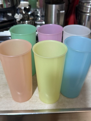 Tupperware glasses like new, set of 6 vintage