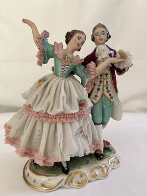 Friedrich Wilhelm Wessel German porcelain Dresden lace figurine couple