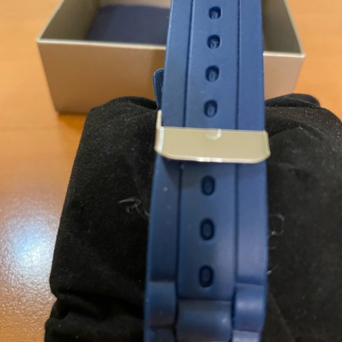 Disu women's watch new, blue