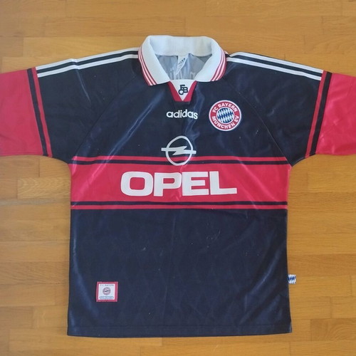 Εμφάνιση Bayern Munich μεταχειρισμένη, αυθεντική, μέγεθος Medium