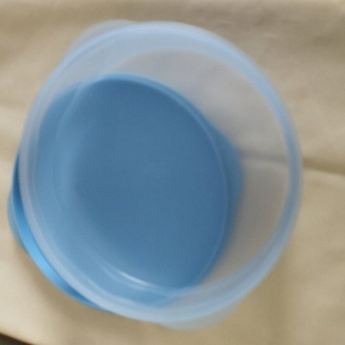 Tupperware set of 5 containers like new