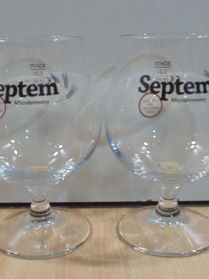 Septem beer set of two used promotional stemmed glasses 0.3lt