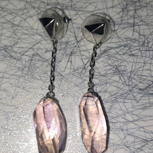 Swarovski earrings dangle with pink stone like new