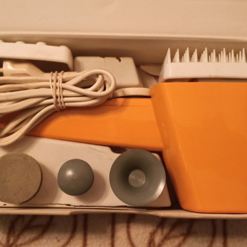 Vintage massage device used model 410 ABC with 5 attachments