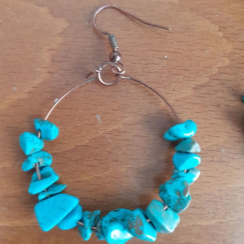 Hoop earrings with blue stones like new