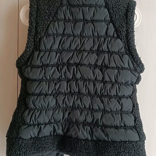 DKNY sleeveless vest new, black, size S