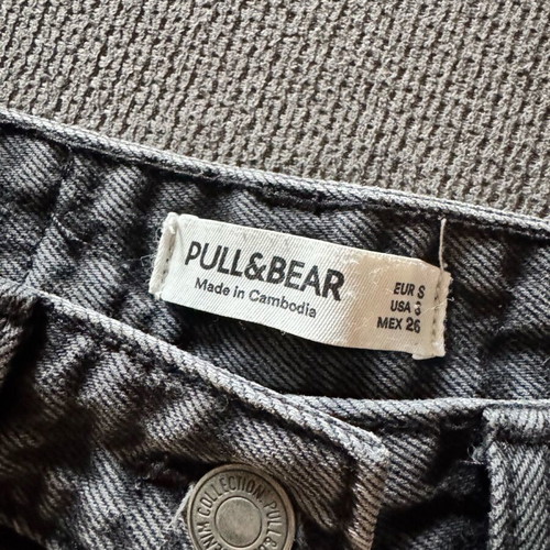 Pull & Bear women's skirt black-gray like new, size small
