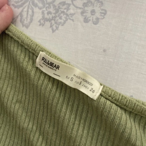 Pull & Bear Top small, like new, green