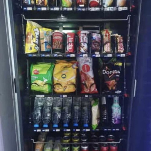 Damian Luce X Snack vending machine like new