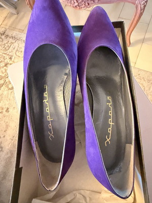 Haralas purple suede pumps like new, size 37.5