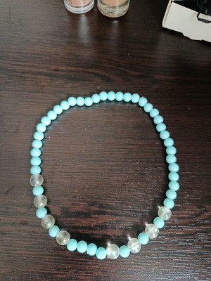 Summer necklace with turquoise beads new condition