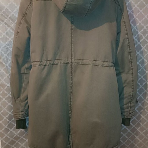 Women's parka jacket used with hood and inner fur khaki
