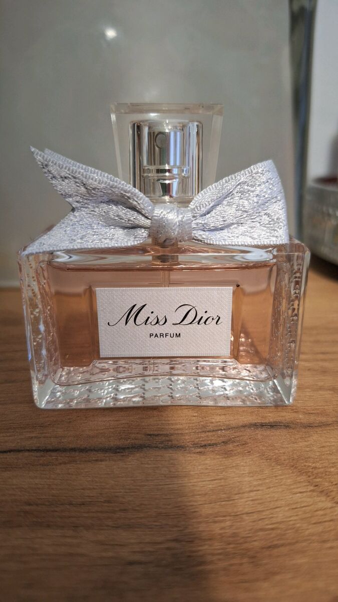 Miss Dior Parfum Intense 50ml нов,… - € 72,00 - Vendora.bg