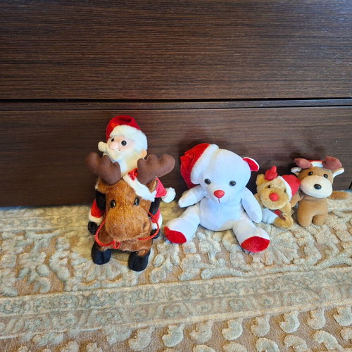 Christmas plush set used with Santa Claus, teddy bear and reindeer