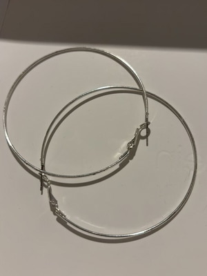 Earrings thin hoops silver color like new