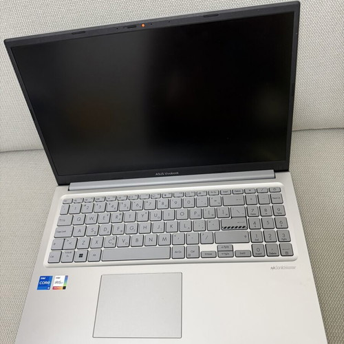 Asus Vivobook 15 laptop i5-1235U 16GB RAM 512GB SSD