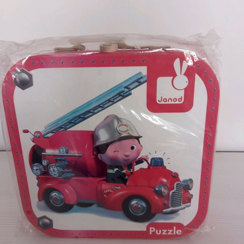 Janod children's puzzle in suitcase new for boys