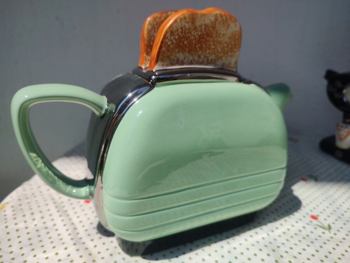 Tea Toaster vintage teapot used from… - € 51,00 - Vendora.cy