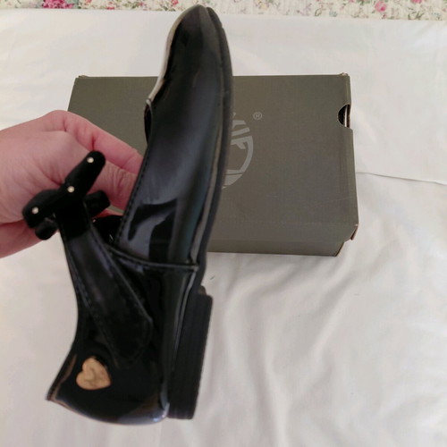 Nelli Blu black ballerinas size 29 like new for girls