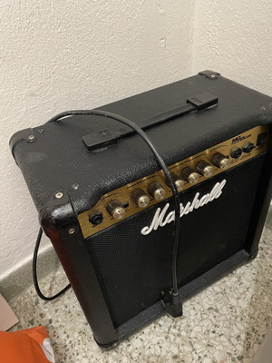 Marshall MG15GR guitar amplifier