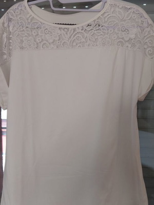 Women's white cotton short sleeve blouse, size M