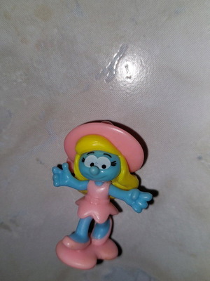 Smurfette figure like new
