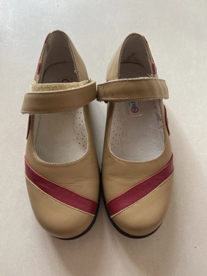 Crocodilino μπαλαρίνες μέγεθος 30 σαν καινούργιο, μπεζ