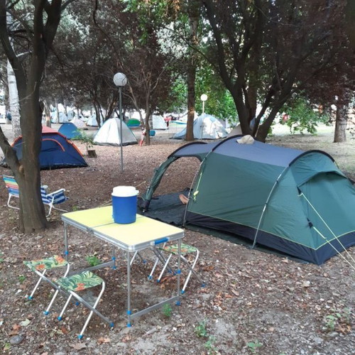Outwell Earth 4 Tent for 4 People like new