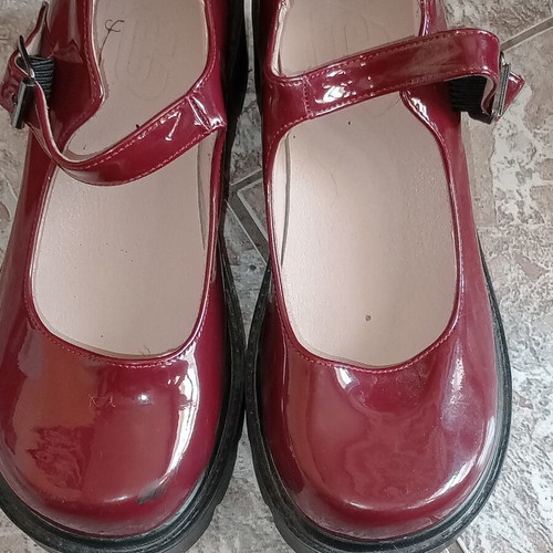 Mary Jane burgundy ballerinas like new, size 37