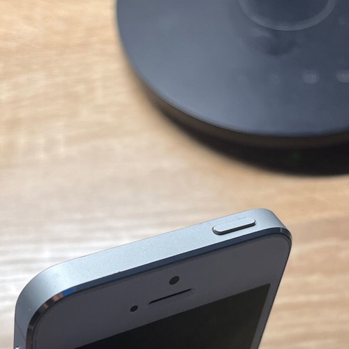 IPhone 5 used, silver, 32GB, Dual SIM, good battery health