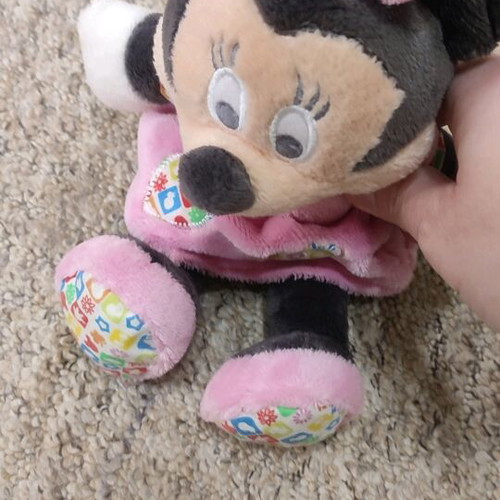 Βρεφική λούτρινη κουδουνίστρα Minnie σαν καινούργιο