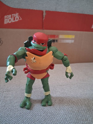 Ninja Turtles figure like new without accessories