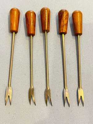 Set of 5 vintage PINCHO DOJA Barcelona forks, like new