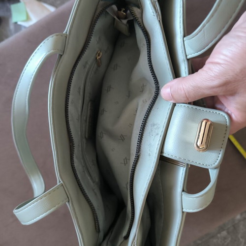 Verde women's handbag like new, beige