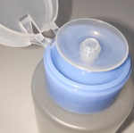 Liquid containers with pump, new, pack of 4